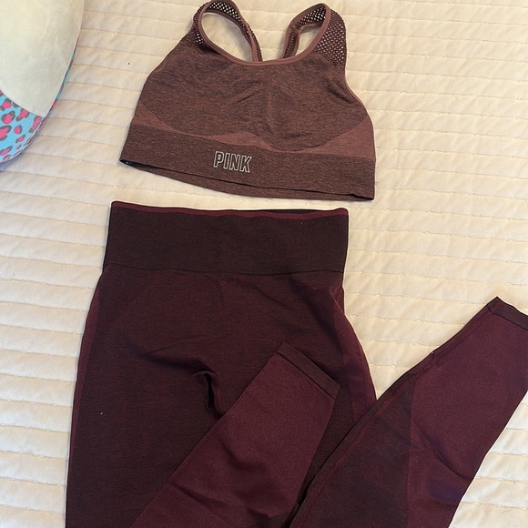 Maroon PINK seamless workout bundle - Picture 4 of 5